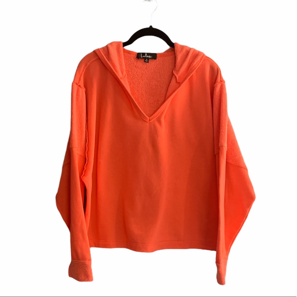 Lulus V-Neck Pullover Hoodie Sweatshirt NWT Size Small